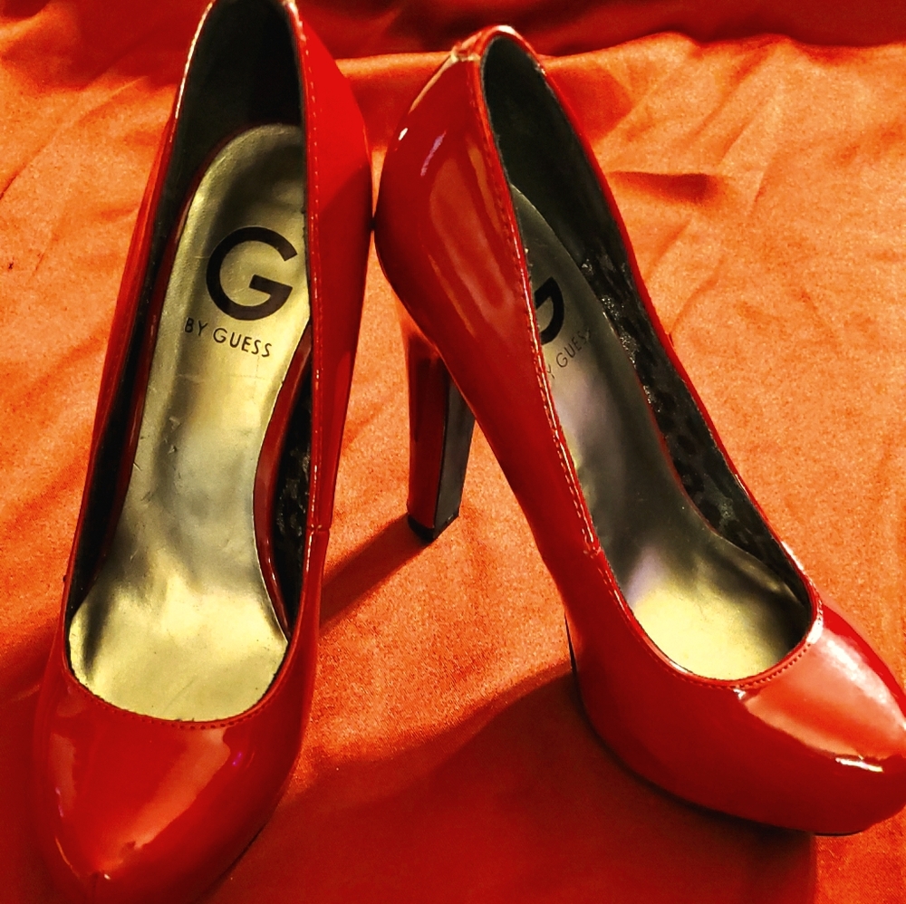 RED Hot Closed toed Pumps